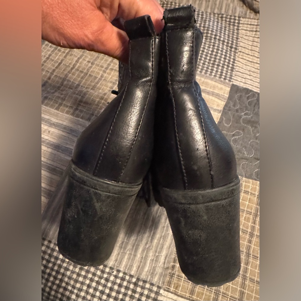 Women's Black Ankle Boots - Picture 5 of 6